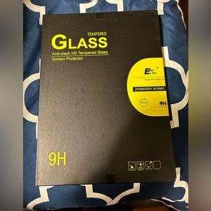 NWT Tempered IPad Glass screen protector